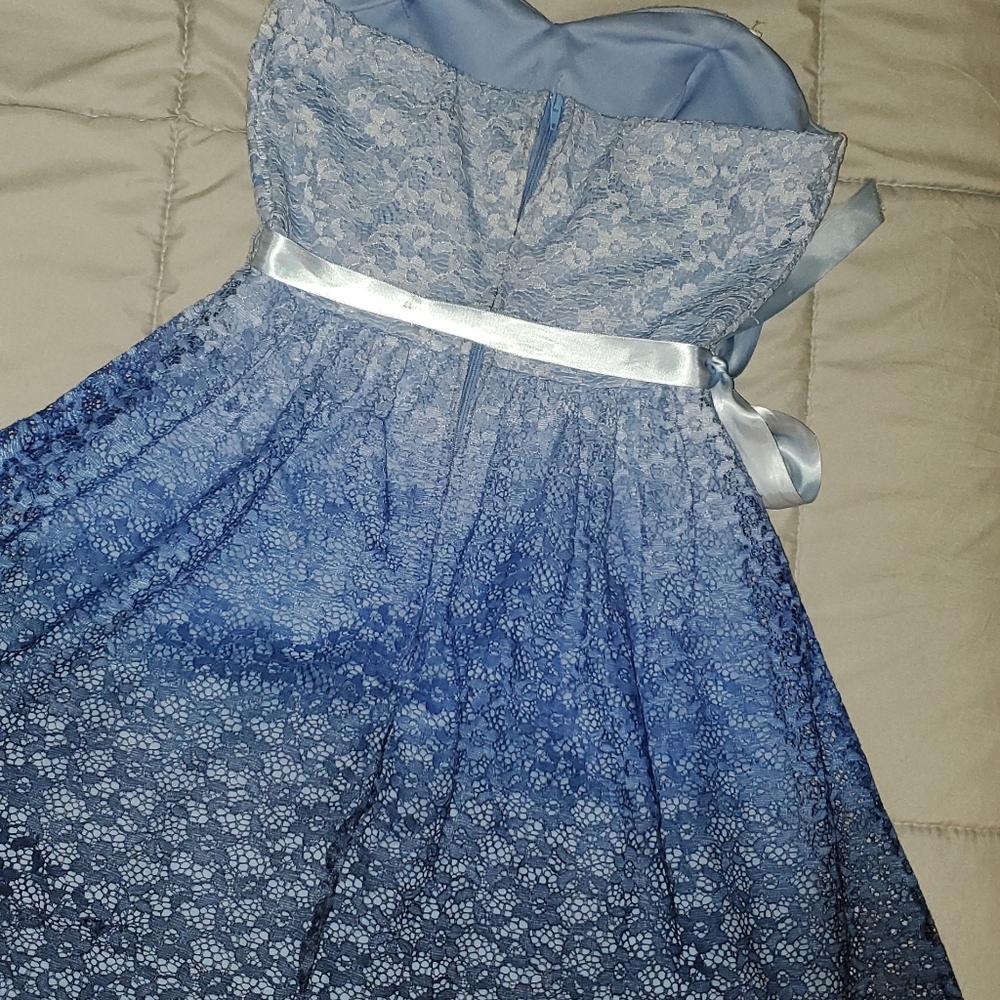 Dress - Picture 2 of 4